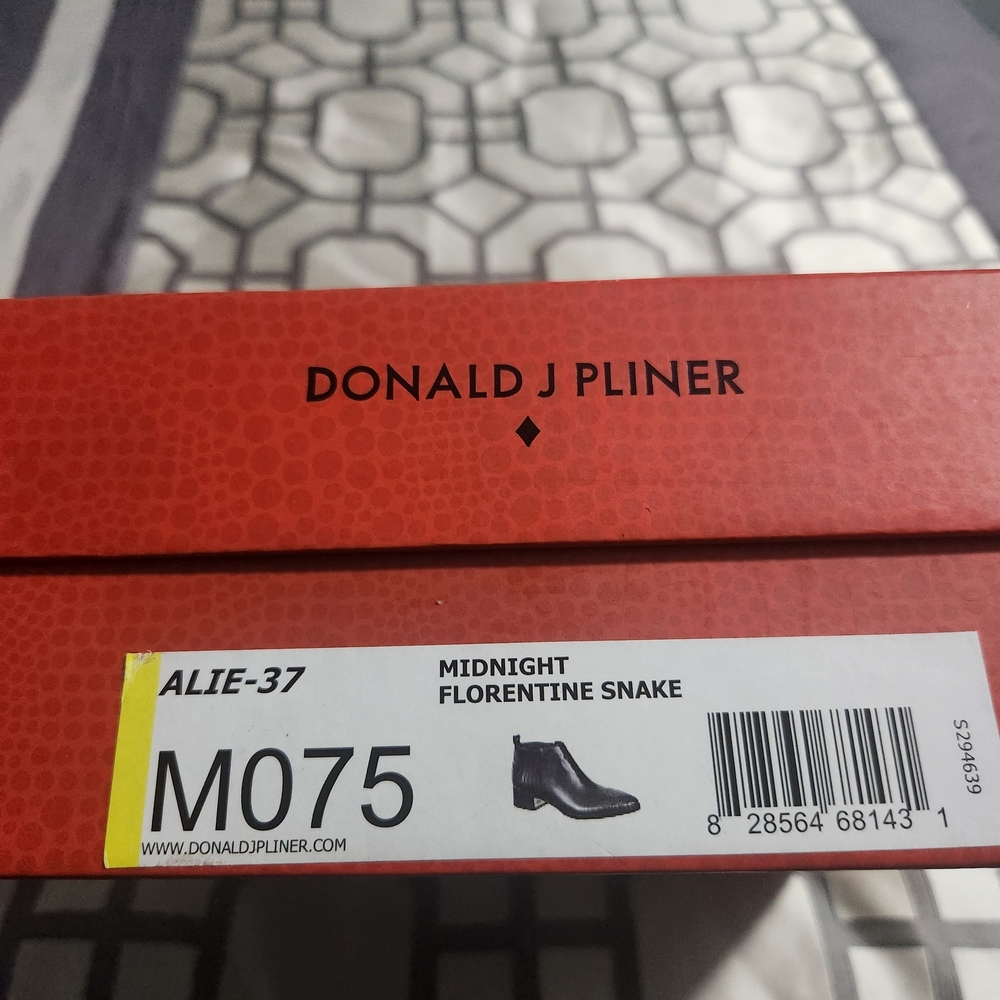 Donald J. Pliner Midnight Florentine Snake Women's Shoes
